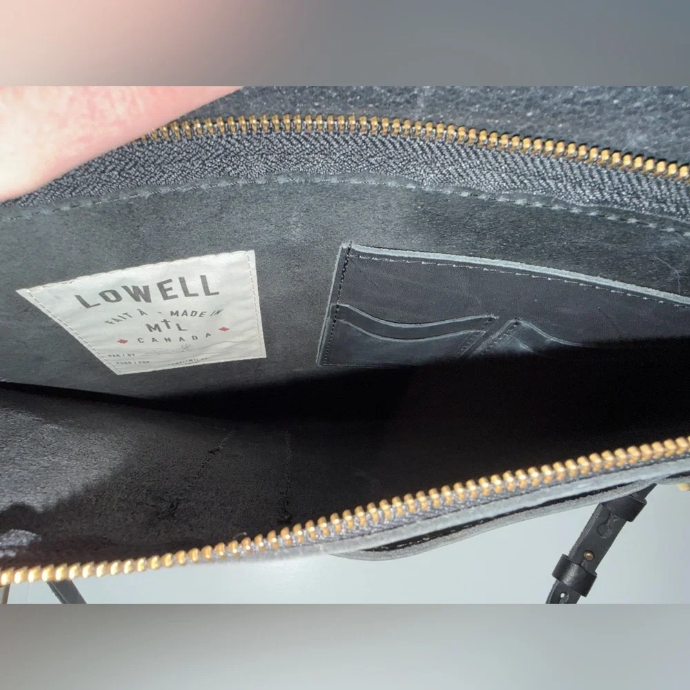 Lowell MTL Full-Grain Leather Messenger Bag, Designed & Handcrafted in Montreal